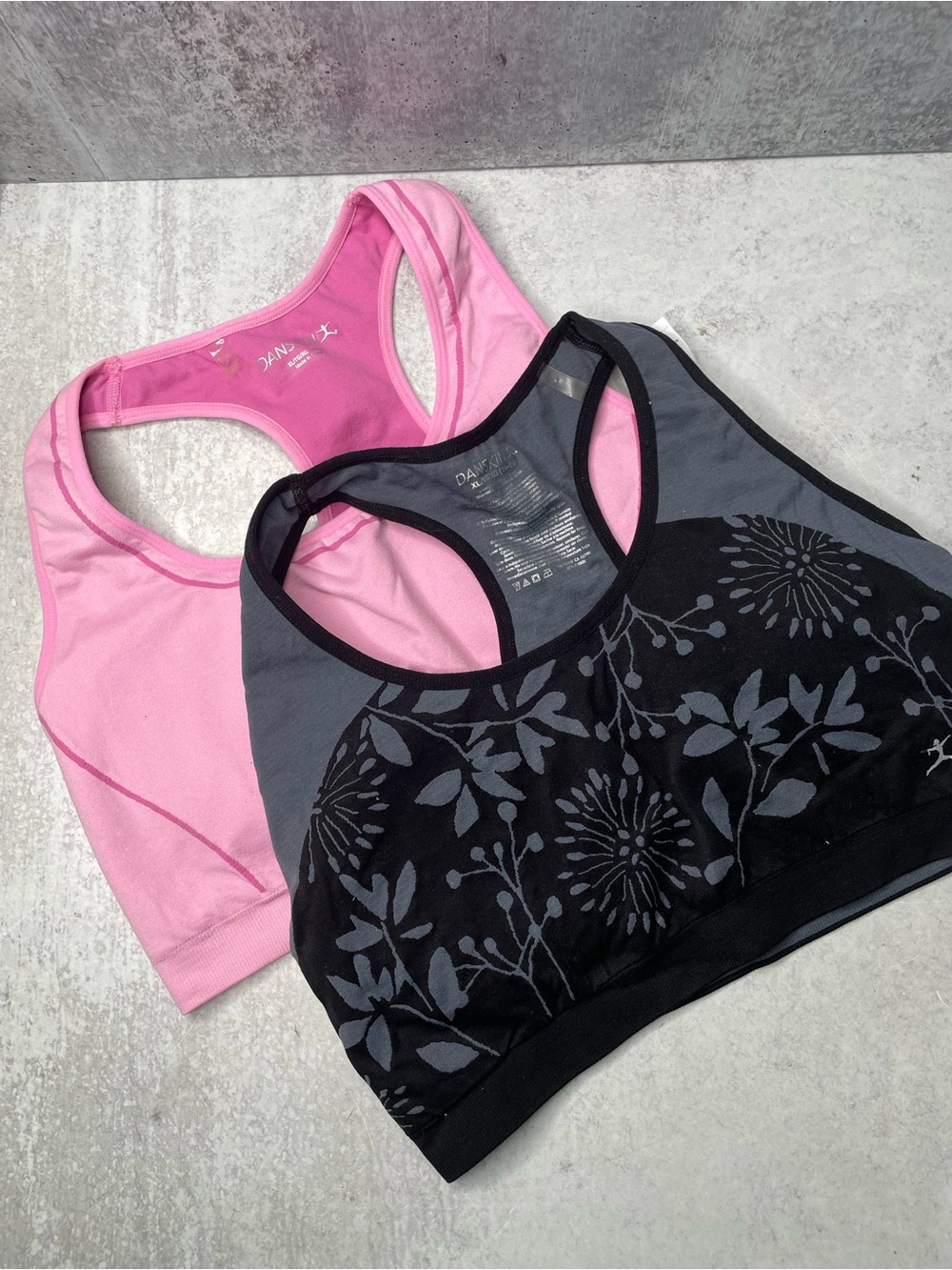 2 Danskin Sports Bras - Wireless Racer XL 14/16 Black Print Pink Solid Worn 1x